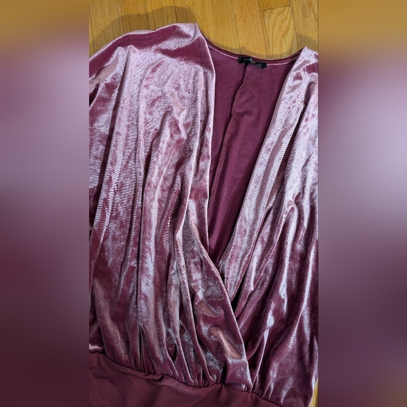Elegant Velvet Wrap Bodysuit - Pink - Picture 2 of 6